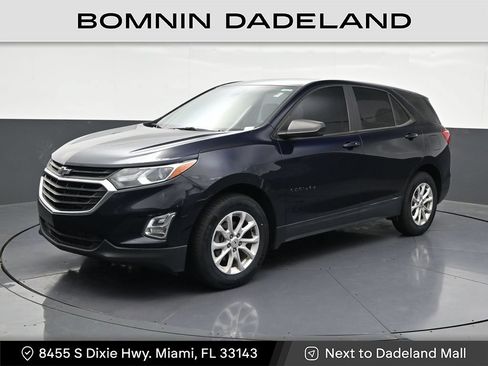 Used 2020 Chevrolet Equinox LS FWD image 1