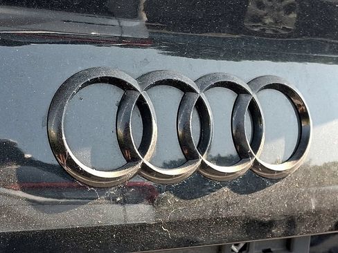 Used 2019 Audi A4 2.0T Premium Plus w/ Premium Plus Package AWD/4WD image 9