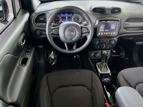 Used 2022 Jeep Renegade Altitude w/ Convenience Group AWD/4WD image 22