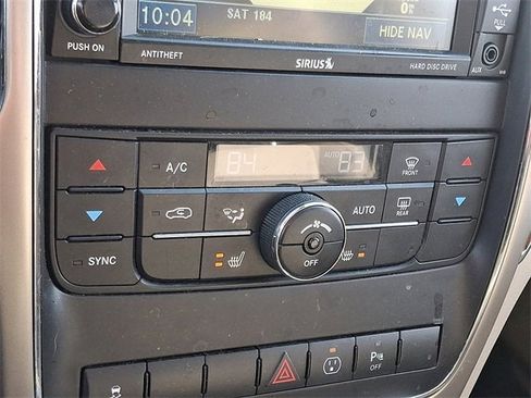 Used 2013 Jeep Grand Cherokee Limited image 17