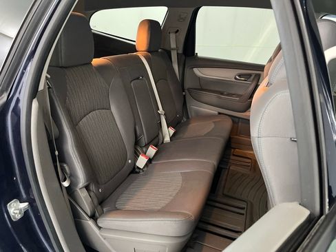 Used 2015 Chevrolet Traverse LS FWD image 20