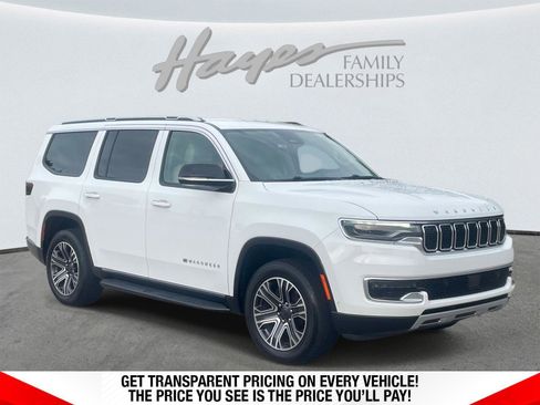Used 2024 Jeep Wagoneer Series II w/ Flexible Seating Group RWD image 1