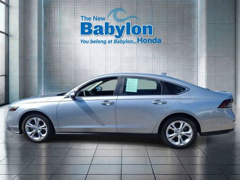 Used 2025 Honda Accord LX image 2