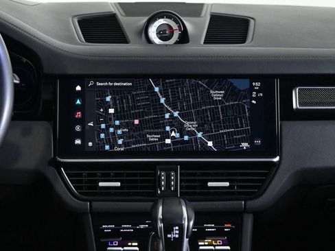 Certified 2023 Porsche Cayenne GTS AWD/4WD image 15