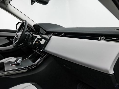 Used 2024 Land Rover Range Rover Evoque Dynamic SE image 42