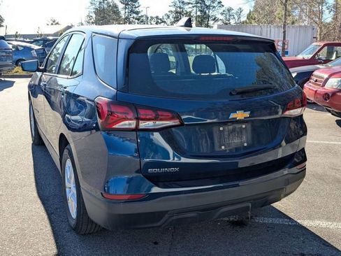 Used 2022 Chevrolet Equinox LS image 6