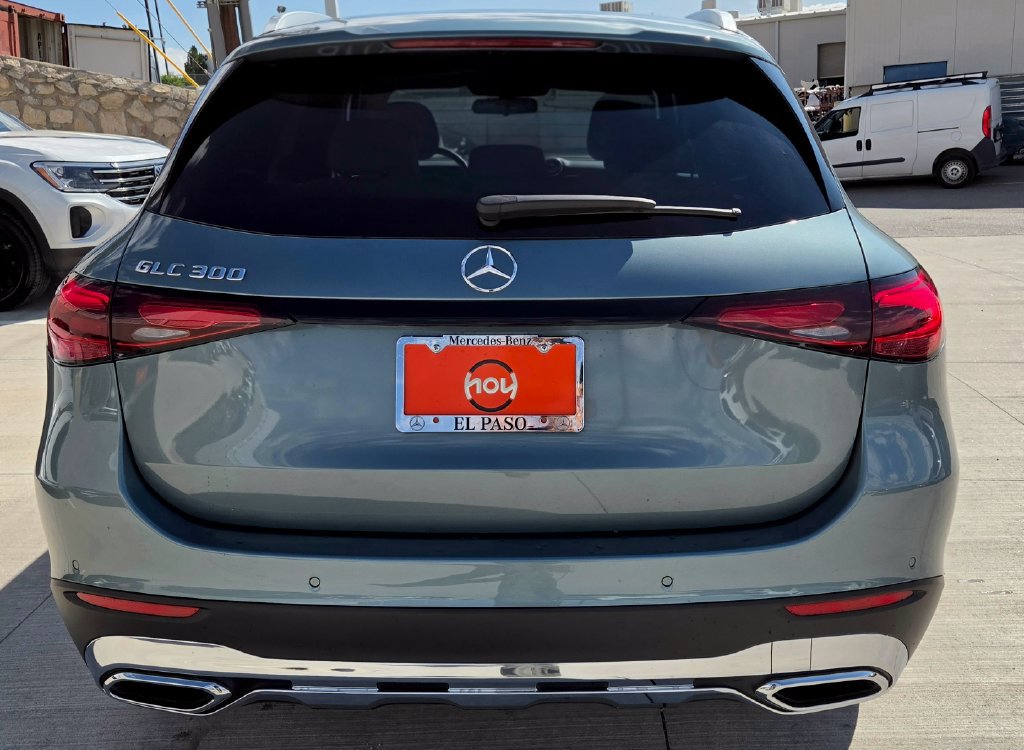 Used 2026 Mercedes-Benz GLC 300 image 8