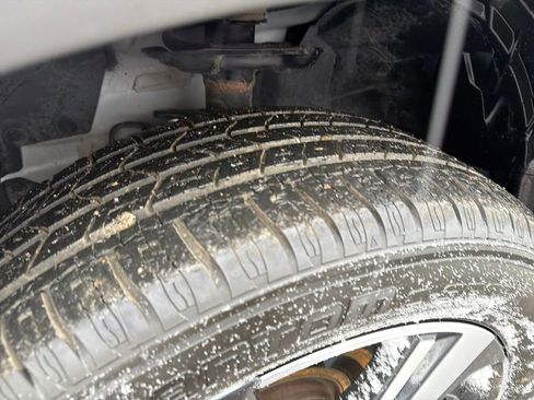 Used 2023 Nissan Rogue SL w/ SL Premium Package image 34