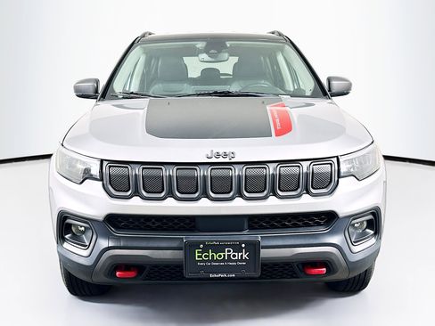 Used 2022 Jeep Compass Trailhawk w/ Trailhawk Convenience Group image 2