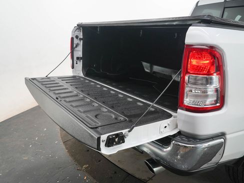 Used 2020 RAM 1500 Big Horn AWD/4WD image 9