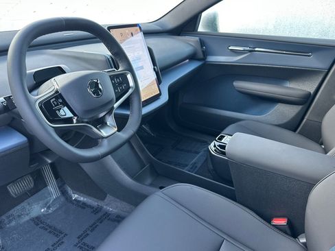 New 2026 Volvo EX30 Plus w/ Climate Package image 13