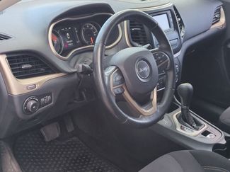 Used 2016 Jeep Cherokee Latitude w/ Cold Weather Group AWD/4WD video 2