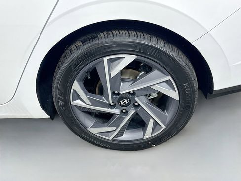 New 2025 Hyundai Elantra Sport image 21