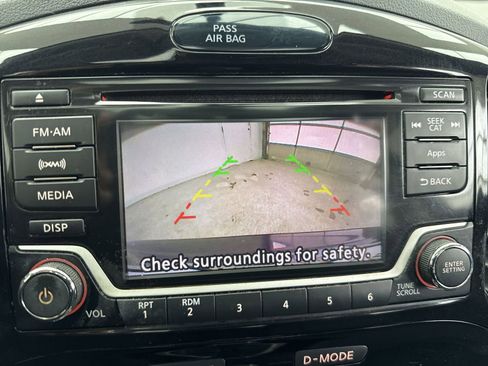 Used 2016 Nissan Juke SV image 19