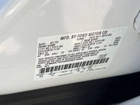 Used 2022 Ford Explorer XLT RWD image 34