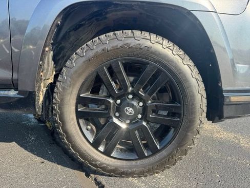 Used 2021 Toyota 4Runner Nightshade AWD/4WD image 9