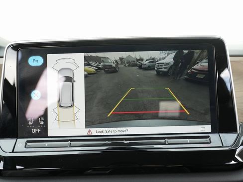 Used 2024 Volkswagen Atlas SE image 55