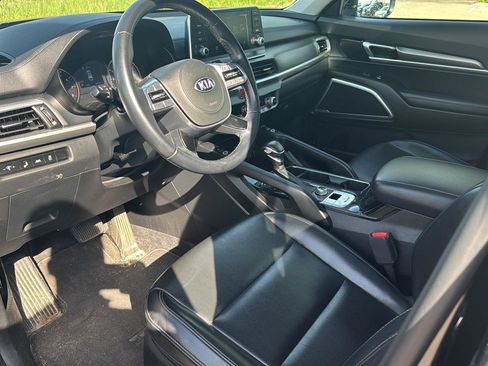 Used 2020 Kia Telluride S AWD/4WD image 11