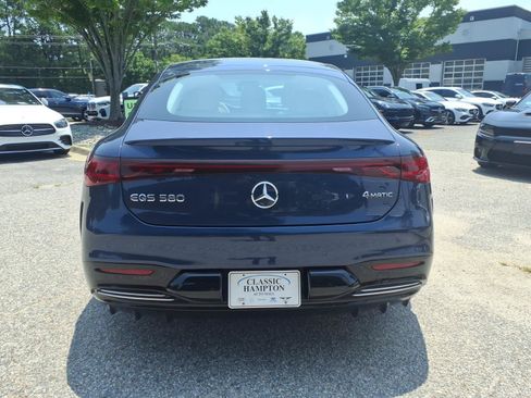Used 2023 Mercedes-Benz EQS 580 4MATIC Sedan w/ Manufactur Interior Package image 7
