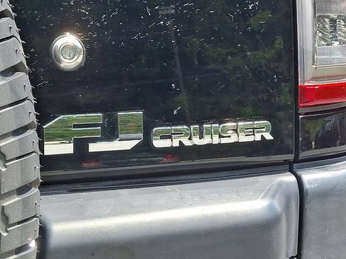 Used 2013 Toyota FJ Cruiser 4WD w/ Upgrade Pkg image 32