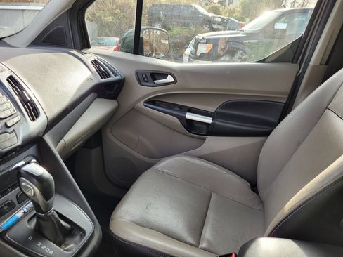 Used 2015 Ford Transit Connect Titanium image 9
