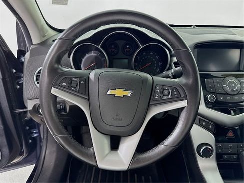 Used 2014 Chevrolet Cruze LT w/ All-Star Edition image 12
