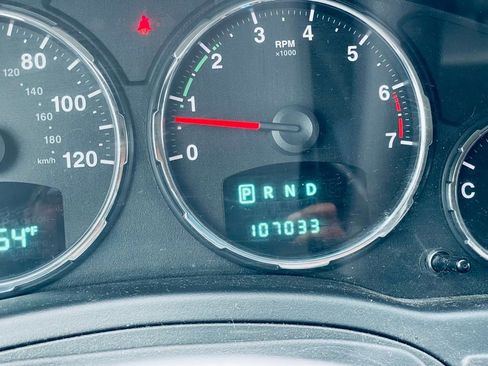 Used 2012 Jeep Liberty Sport w/ Popular Equipment Group AWD/4WD image 16