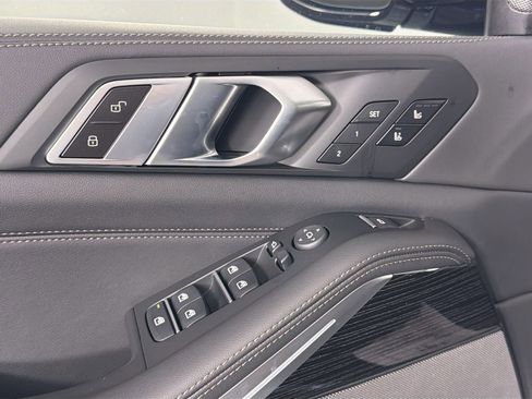 New 2026 BMW X5 xDrive40i w/ Executive Package image 17