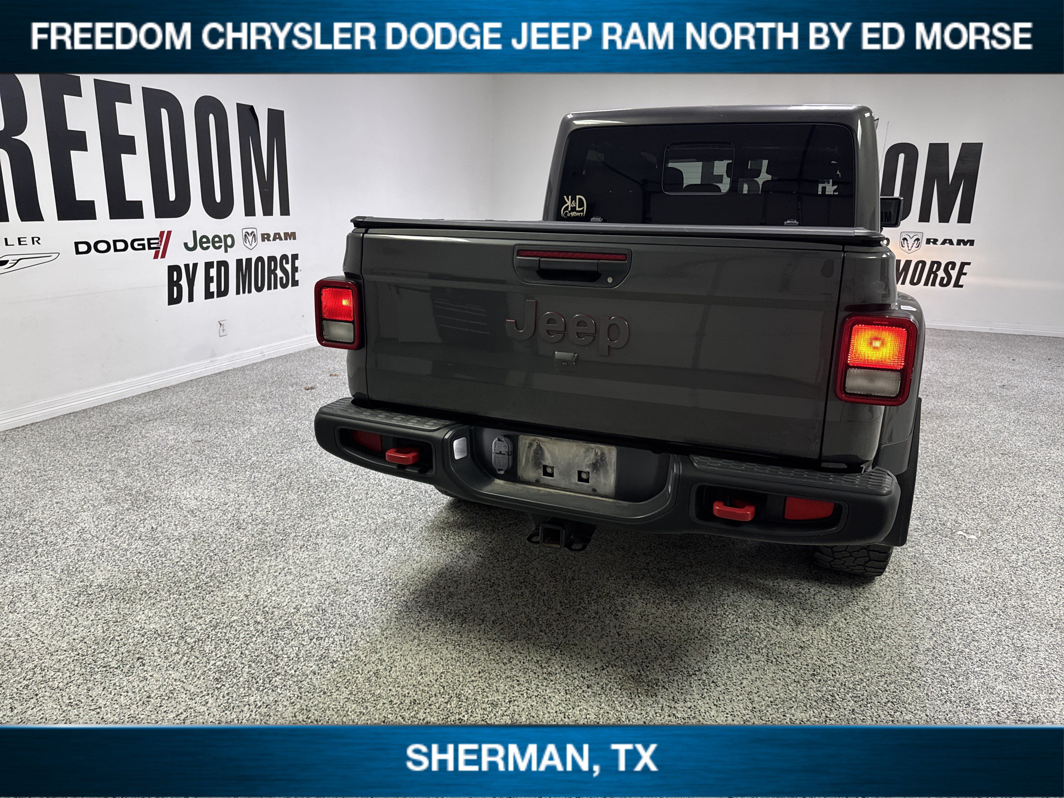 Used 2021 Jeep Gladiator Rubicon AWD/4WD image 5