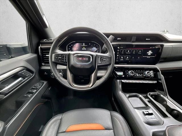 Used 2025 GMC Sierra 2500 AT4 w/ AT4 Premium Plus Package AWD/4WD image 7