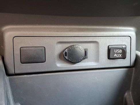 Used 2014 Toyota Prius V Three FWD image 20