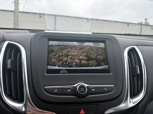 Used 2019 Chevrolet Equinox LT AWD/4WD image 13