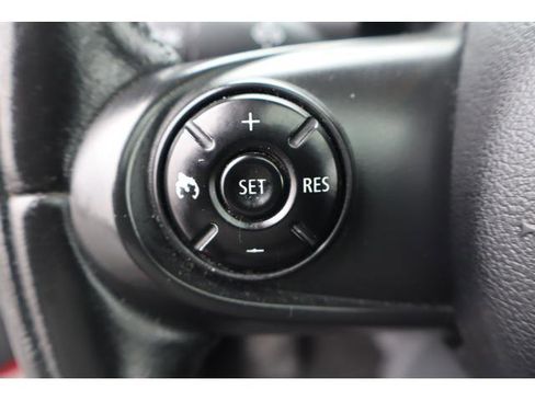 Used 2015 MINI Cooper 2-Door Hardtop image 11