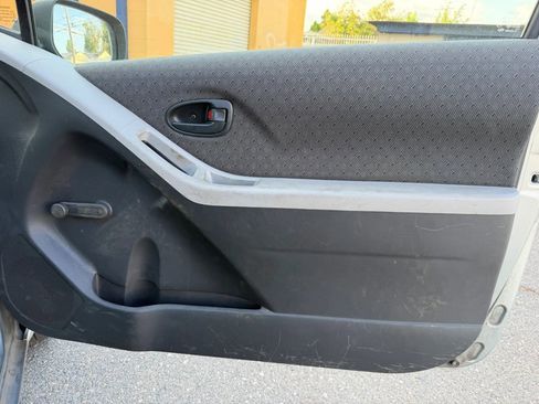 Used 2010 Toyota Yaris 2-Door Hatchback FWD image 13