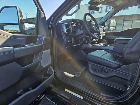 New 2026 Ford F550 4x4 Crew Cab Super Duty image 9
