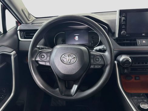 Used 2019 Toyota RAV4 Adventure AWD/4WD image 17