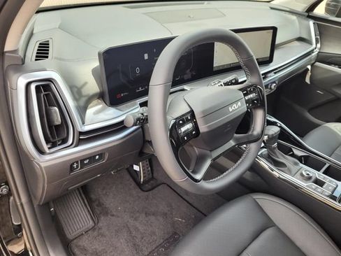 New 2026 Kia Sorento SX AWD/4WD image 9