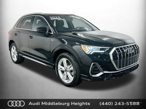 Certified 2023 Audi Q3 2.0T Premium Plus w/ Premium Plus Package AWD/4WD image 1