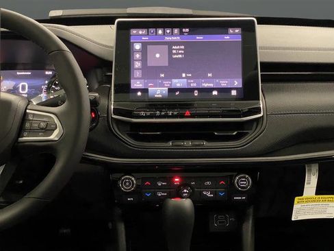 New 2026 Jeep Compass Latitude w/ Quick Order Package 29K image 9