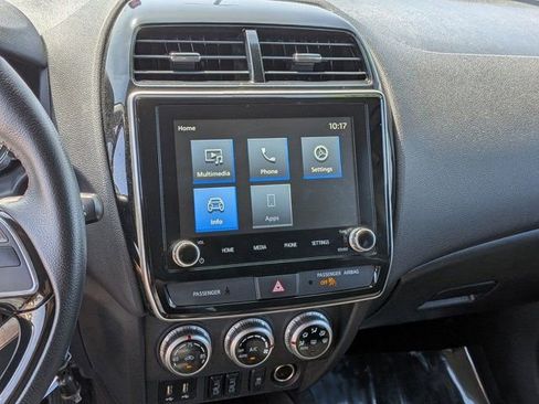Used 2025 Mitsubishi Outlander Sport LE AWD/4WD image 17