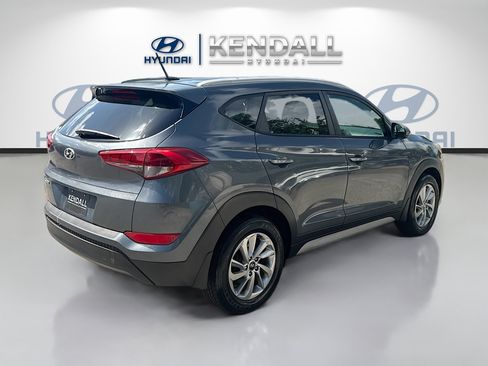 Used 2017 Hyundai Tucson SE FWD image 6
