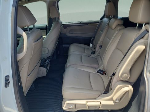 Used 2021 Honda Odyssey Touring image 9