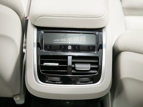 Certified 2024 Volvo S60 B5 Ultimate image 23