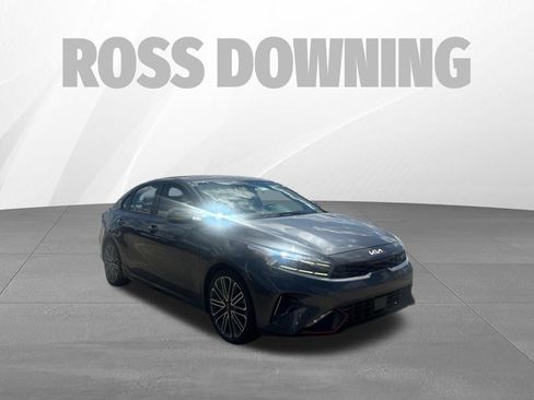 Used 2023 Kia Forte GT w/ GT2 Package FWD image 3