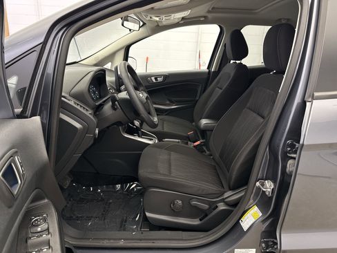 Used 2022 Ford EcoSport SE w/ SE Convenience Package image 10
