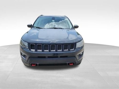 Used 2017 Jeep Compass Trailhawk w/ Leather Interior Group AWD/4WD image 8