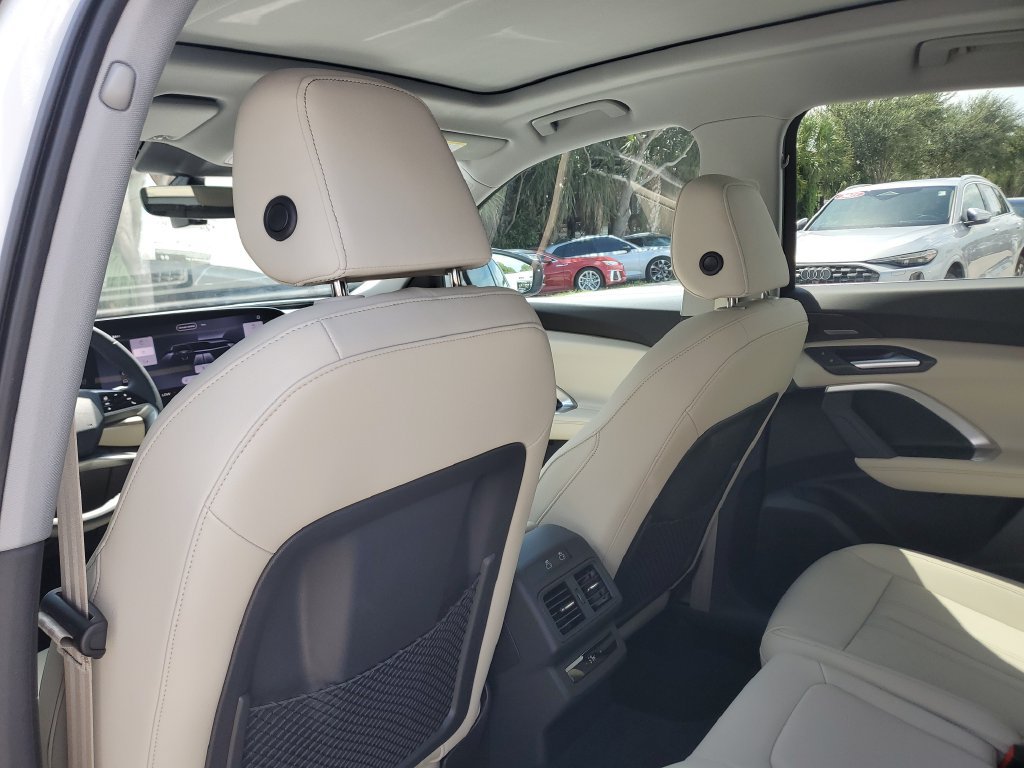New 2026 Audi Q5 Premium Plus AWD/4WD image 18