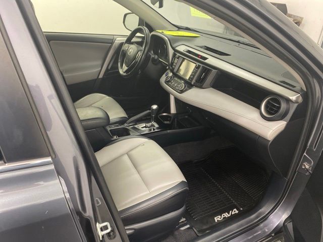 Used 2016 Toyota RAV4 Limited w/ Protection Package AWD/4WD image 31