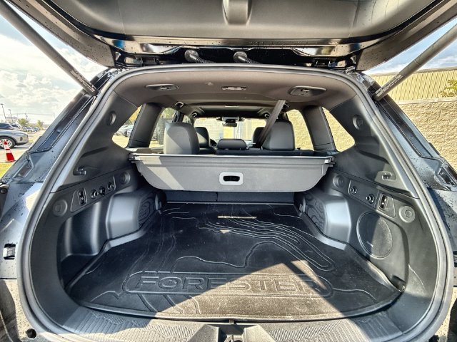 Certified 2025 Subaru Forester Touring AWD/4WD image 24