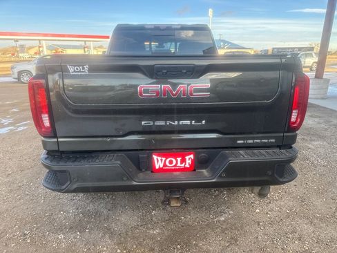 Used 2022 GMC Sierra 3500 Denali w/ Technology Package image 7